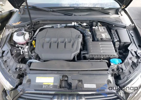 2020 Audi A3 Premium z USA, uszkodzony, nr VIN WAUAUGFFXLA101524